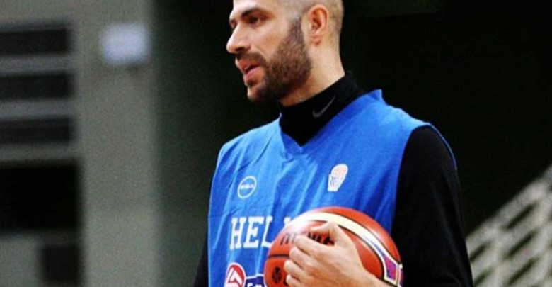 Βασιλόπουλος: "Μου έλειπε η εθνική, το να φοράω το εθνόσημο για μένα είναι πάνω απ' όλα"