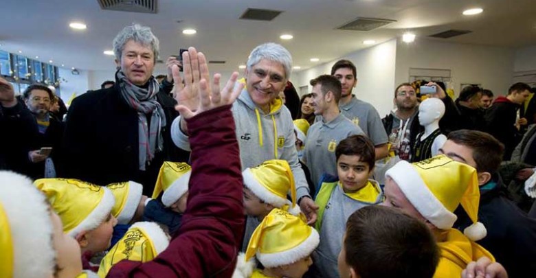 Με "δράκο"-παίκτες και πολλά παιδικά χαμόγελα η Χριστουγενιάτικη γιορτή της ΚΑΕ Άρης (Photos)