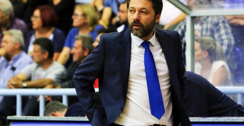 Σερέλης: «Πρώτος λόγος στην άμυνα, μαχητική ομάδα ο Άρης, χρειάζεται χρόνο και υπομονή»