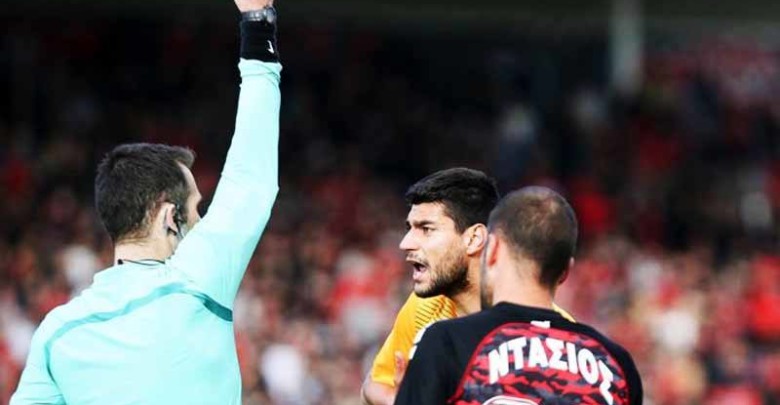 Η κόκκινη, ο μικρός και ο παλιός