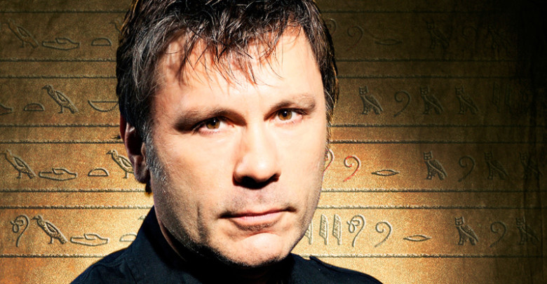 Ο Bruce Dickinson υπόσχεται εκπλήξεις στο Rockwave Festival