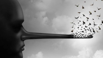 Χιούμορ με τους νεκρούς δεν επιτρέπεται. Εκτός κι αν ήδη είσαι ήδη «νεκρός» σε ηθική, αξιοπρέπεια, ανθρωπιά…