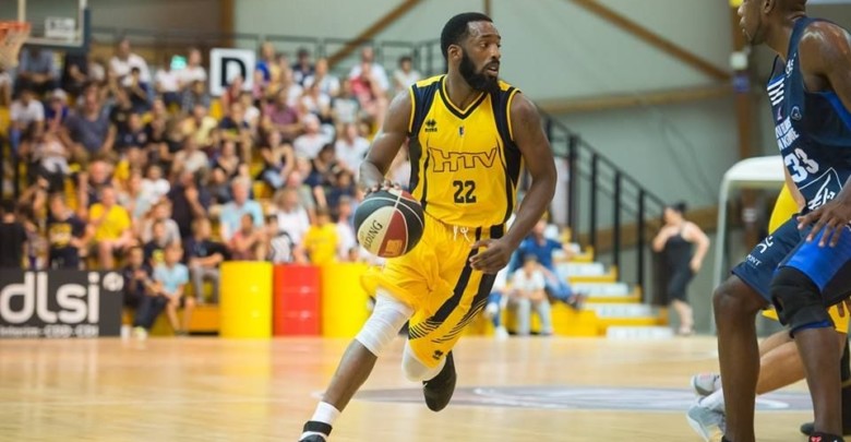 Λάκι Τζόουνς: «Απίστευτοι φίλαθλοι, να επιστρέψει ο Άρης στις υψηλές θέσεις» (video)