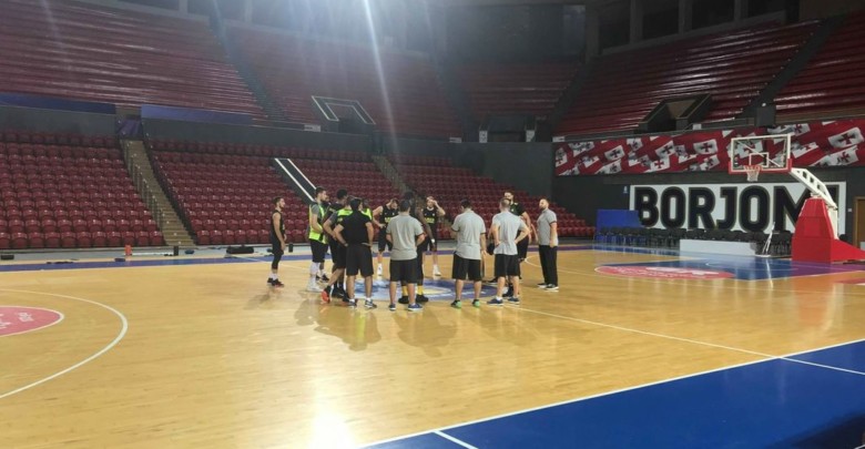 Προπονήθηκαν ΜακΓκι και Τζόουνς στην Τιφλίδα