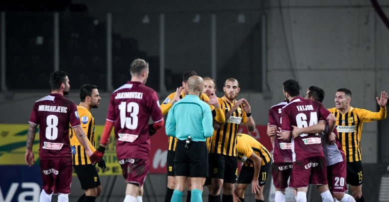 Έμεινε στο 0-0 ο Άρης στην Λάρισα-Λίγες καλές στιγμές, τραγικός αγωνιστικός χώρος και...τραυματισμοί