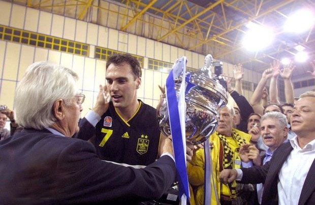 "Απελευθέρωσε την ομάδα ο Καστρίτης, δίνει...φτερά ο κόσμος του Άρη"